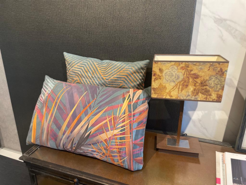 Cégünk ruházati textilek, lakberendezési textilek és reklám anyagok tervezésével, gyártásával és kivitelezésével foglalkozik, illetve vállalunk emblémázást is. Ha igazán egyedi lakástextilt, sport- vagy divatruházatot keresel, akkor a Printextil tökéletes választás!